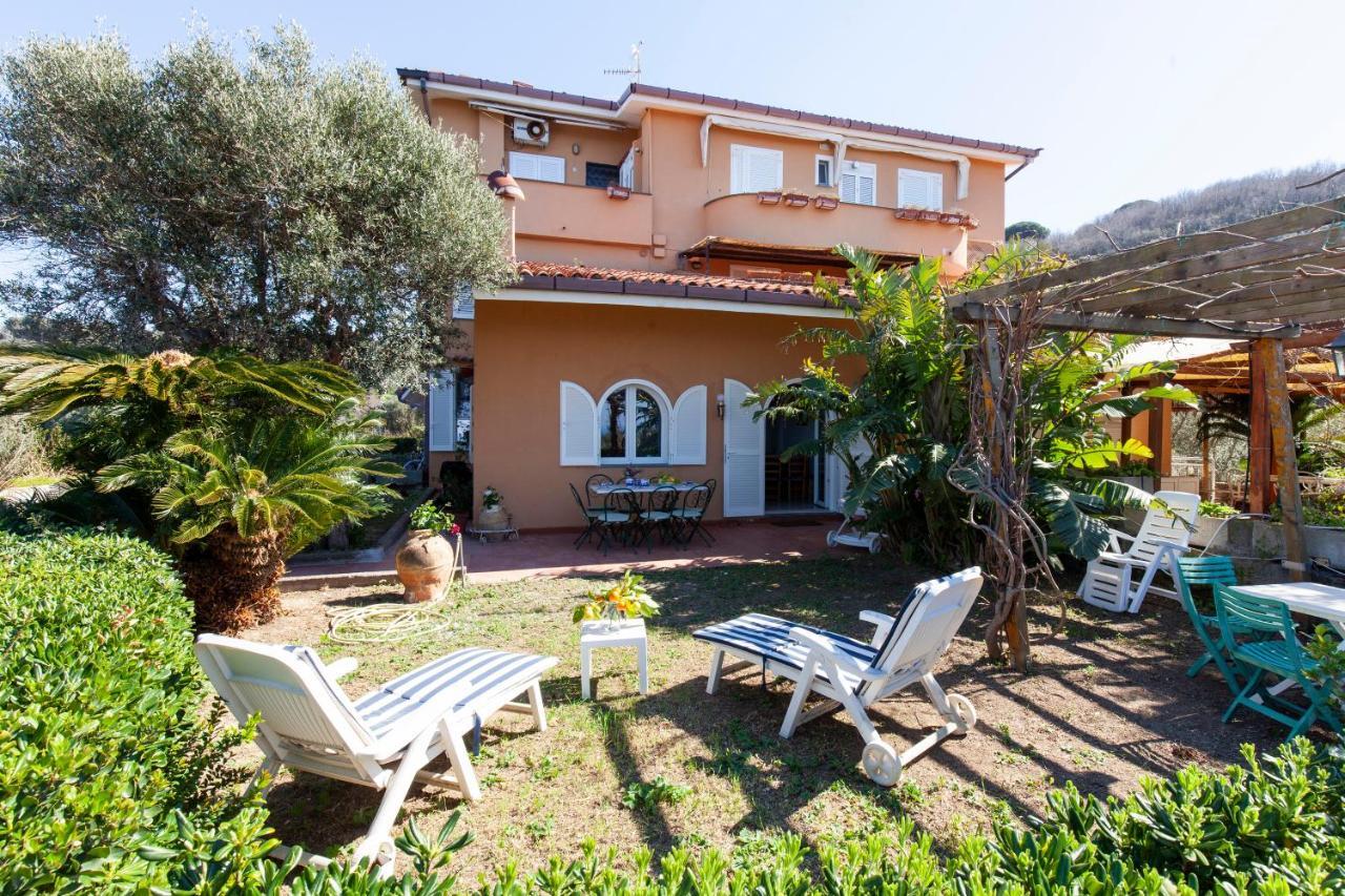 Un Paradiso A Sorrento Con Piscina 马萨鲁布朗斯 外观 照片